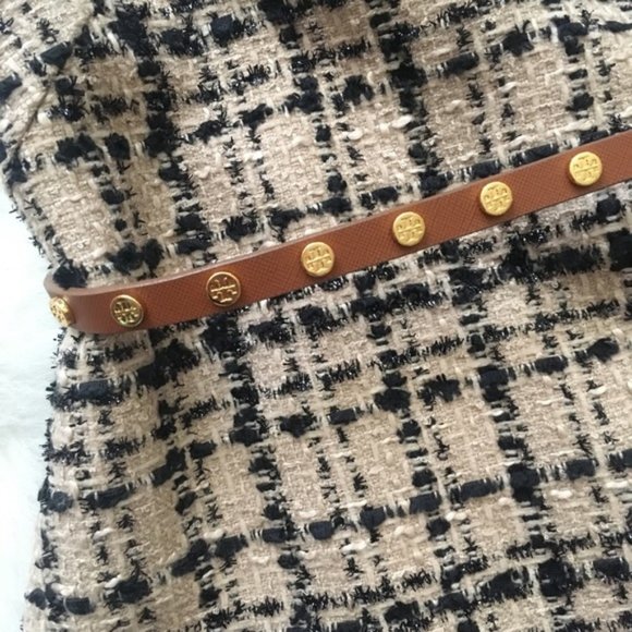 Tory Burch $195 Skinny Studded Logo Belt Tiger Eye Gold XS 1/2" Wide - Picture 4 of 7